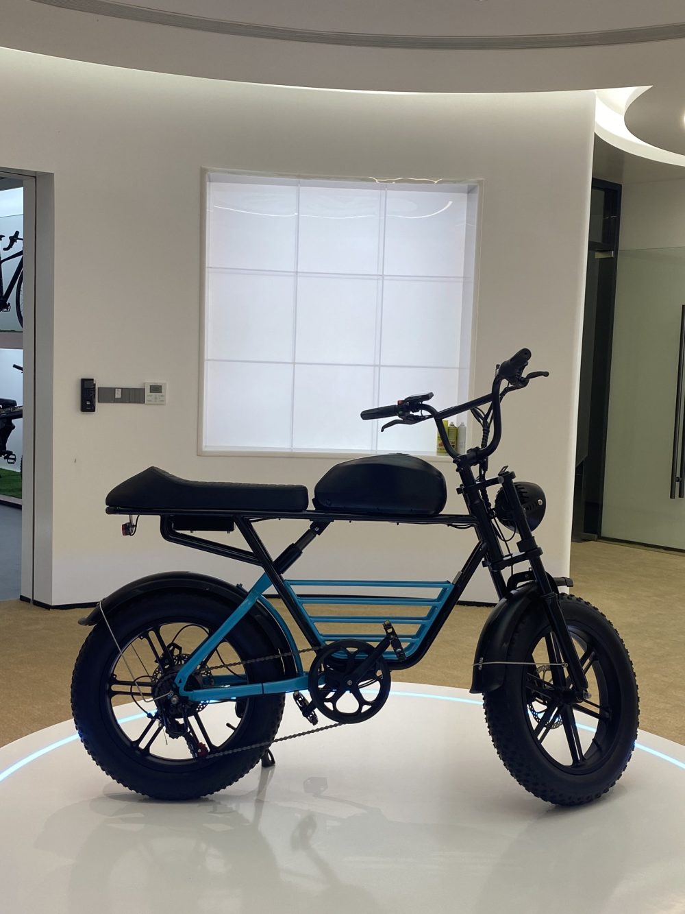 Pixar SuperV Electric Bike 500W | Long Range Fat Tire E-Bike with Dual Battery Options